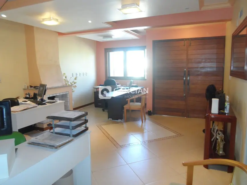 Casa com 6 quartos à venda, 372m2 em Camobi, Santa Maria - RS - imagem 5 Foto 5 de Casa com 6 quartos à venda, 372m2 em Camobi, Santa Maria - RS