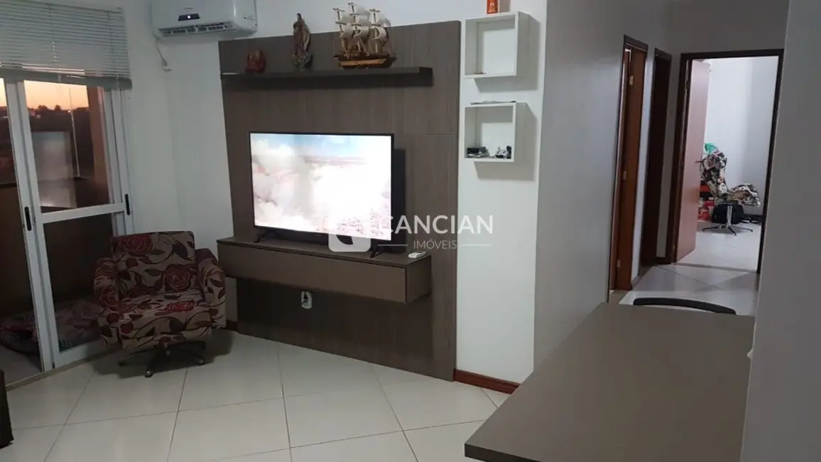 Foto 5 de Apartamento com 3 quartos para alugar, 88m2 em São José, Santa Maria - RS