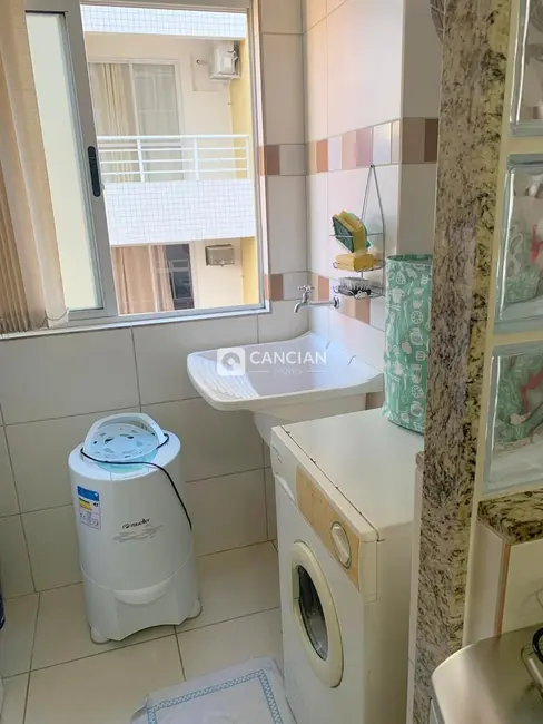 Foto 10 de Apartamento com 1 quarto para alugar, 45m2 em Nossa Senhora do Rosário, Santa Maria - RS