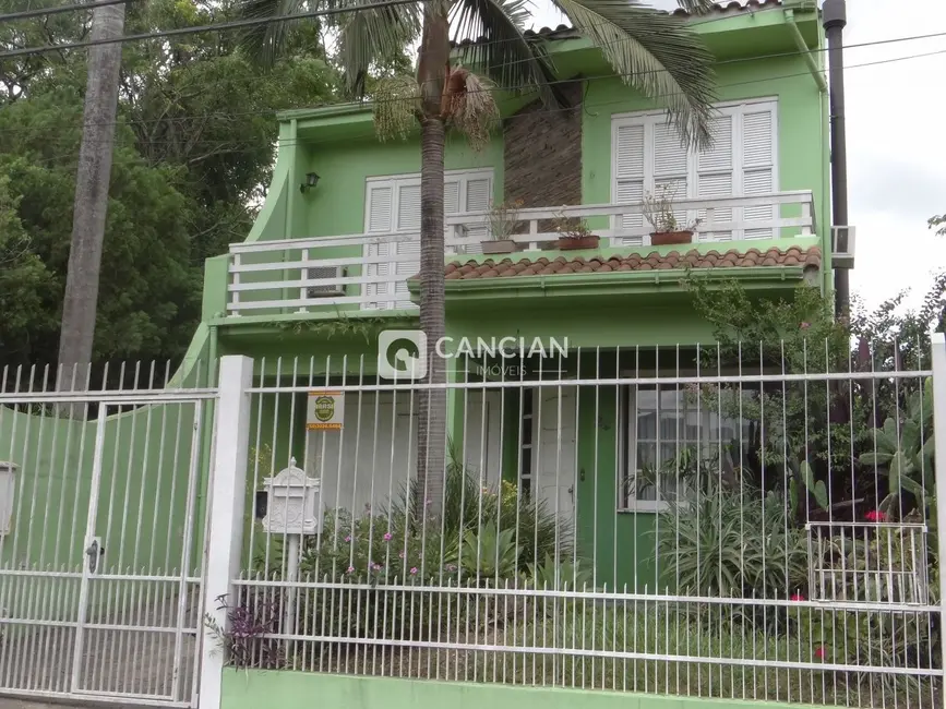 Foto 1 de Casa com 4 quartos à venda, 200m2 em Santa Maria - RS