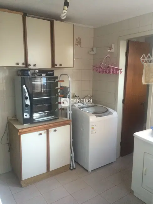 Foto 9 de Apartamento com 2 quartos à venda, 92m2 em Nossa Senhora de Fátima, Santa Maria - RS