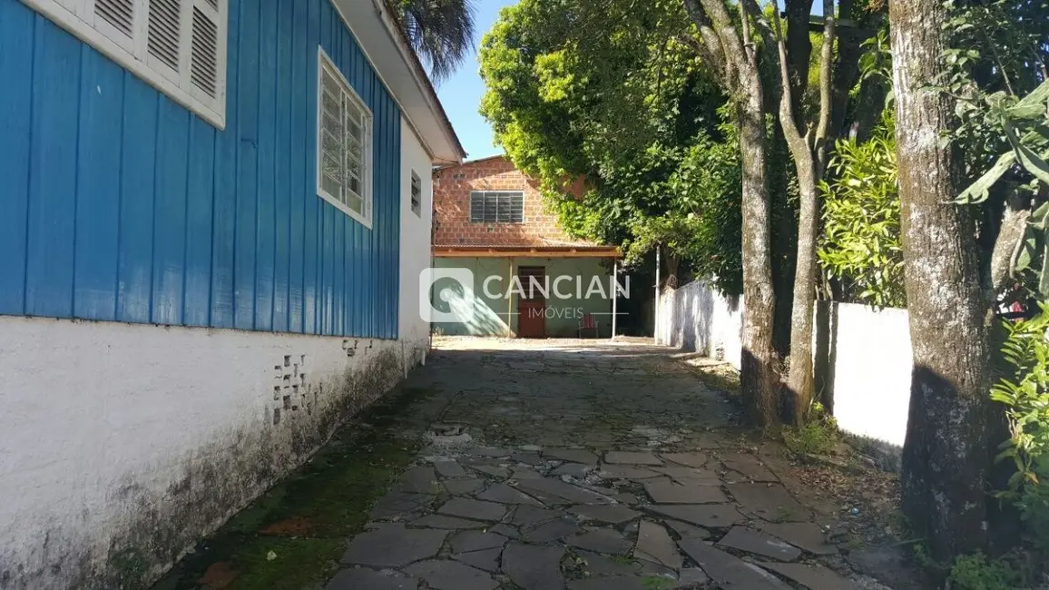 Foto 2 de Casa com 3 quartos à venda, 100m2 em Km 3, Santa Maria - RS