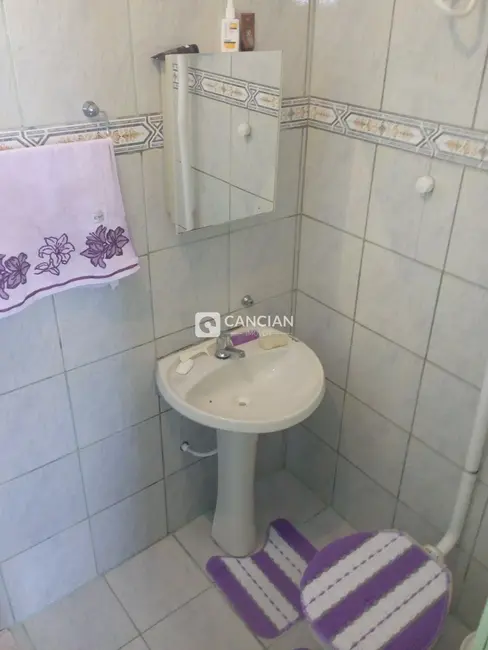 Casa com 3 quartos à venda, 82m2 em São João, Santa Maria - RS - imagem 9 Foto 9 de Casa com 3 quartos à venda, 82m2 em São João, Santa Maria - RS