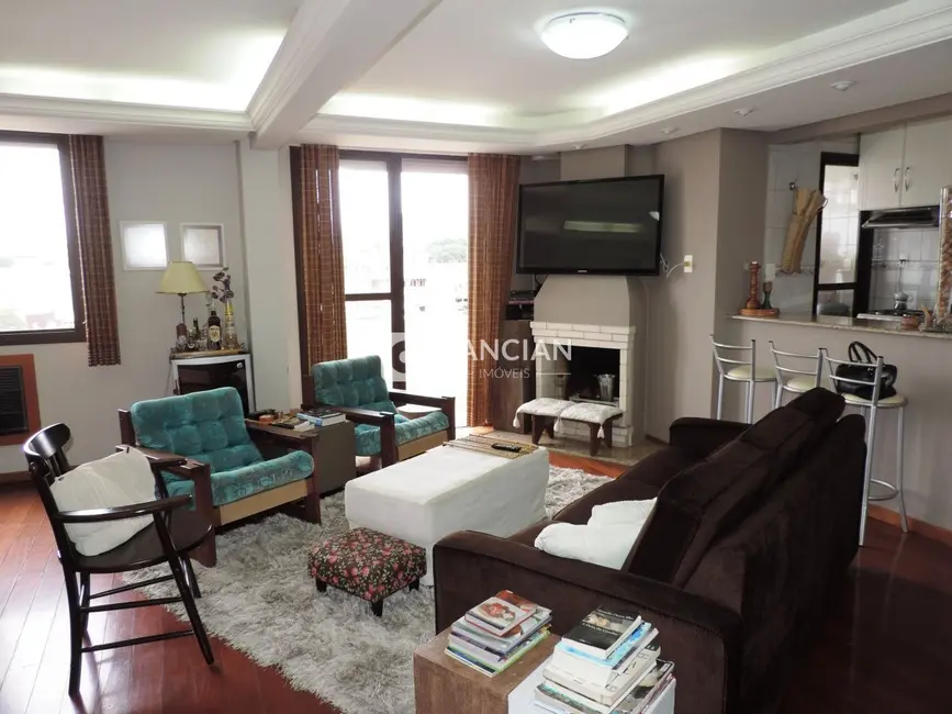 Foto 3 de Apartamento com 3 quartos à venda, 104m2 em Centro, Santa Maria - RS