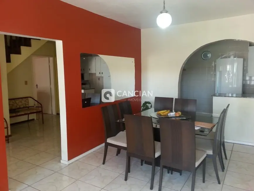 Foto 6 de Sobrado com 3 quartos à venda, 242m2 em Dom Antônio Reis, Santa Maria - RS