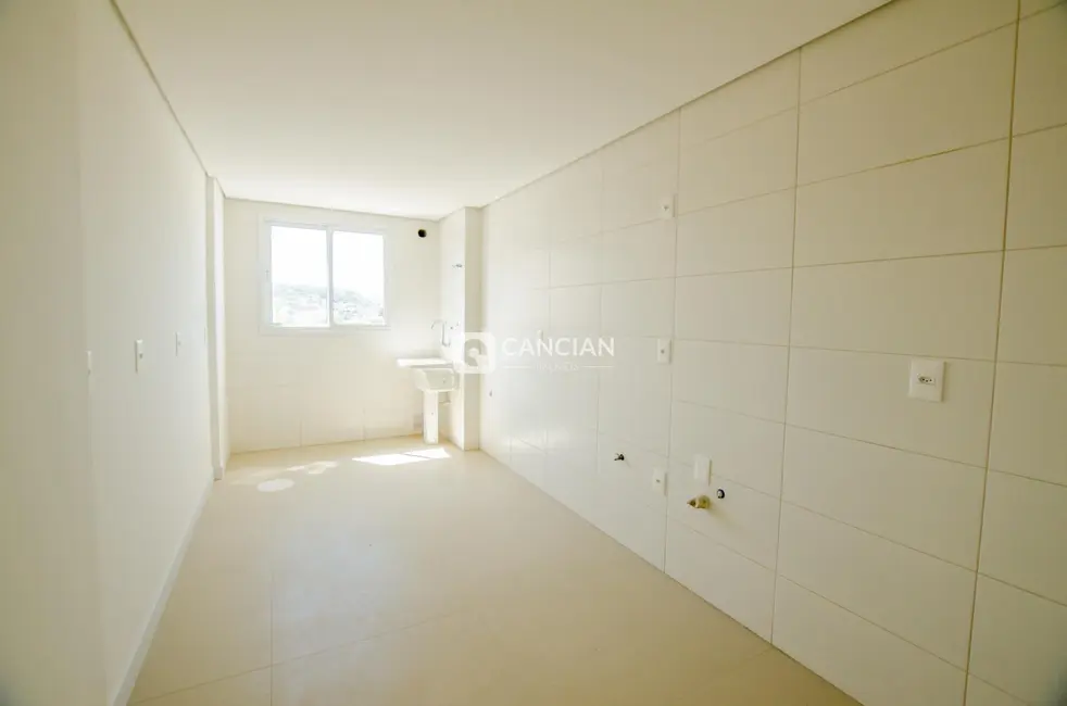 Foto 7 de Apartamento com 3 quartos à venda, 122m2 em Nossa Senhora de Lourdes, Santa Maria - RS