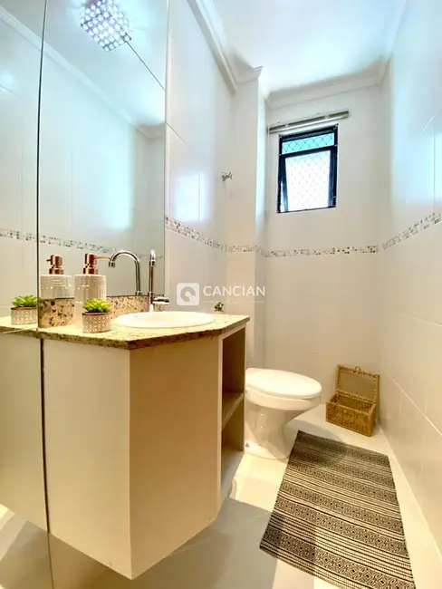 Foto 9 de Apartamento com 2 quartos à venda, 68m2 em Nossa Senhora das Dores, Santa Maria - RS