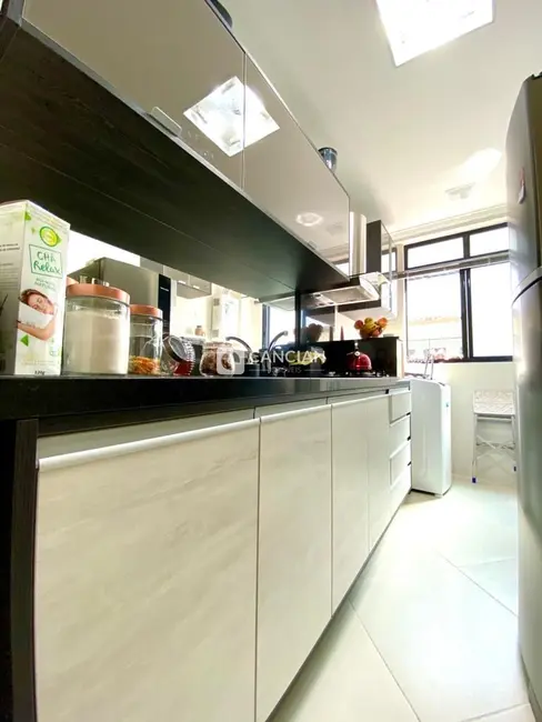 Foto 6 de Apartamento com 2 quartos à venda, 68m2 em Nossa Senhora das Dores, Santa Maria - RS