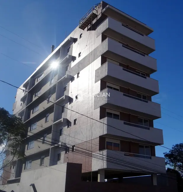 Foto 2 de Apartamento com 2 quartos à venda, 79m2 em Nossa Senhora de Lourdes, Santa Maria - RS