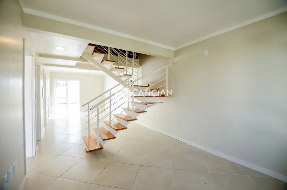 Foto 4 de Casa de Condomínio com 3 quartos à venda, 140m2 em Pé de Plátano, Santa Maria - RS