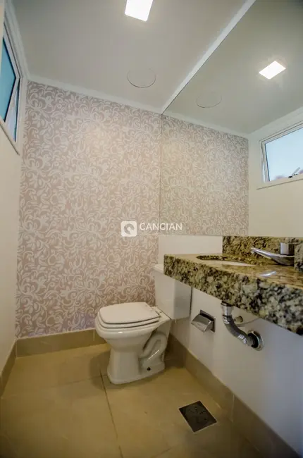 Foto 8 de Casa de Condomínio com 3 quartos à venda, 140m2 em Pé de Plátano, Santa Maria - RS