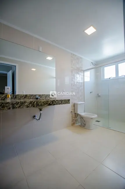 Foto 9 de Casa de Condomínio com 3 quartos à venda, 140m2 em Pé de Plátano, Santa Maria - RS