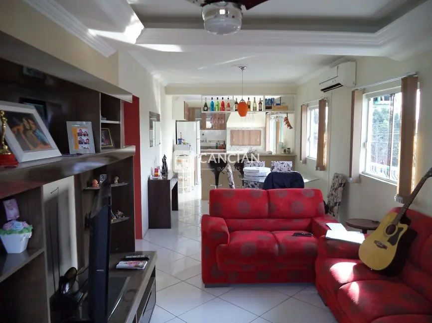 Casa com 5 quartos à venda, 554m2 em Pinheiro Machado, Santa Maria - RS - imagem 3 Foto 3 de Casa com 5 quartos à venda, 554m2 em Pinheiro Machado, Santa Maria - RS