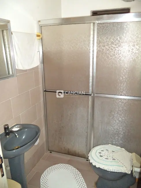 Foto 3 de Casa com 2 quartos à venda, 120m2 em São João, Santa Maria - RS