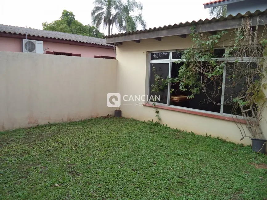 Foto 7 de Casa com 2 quartos à venda, 120m2 em São João, Santa Maria - RS
