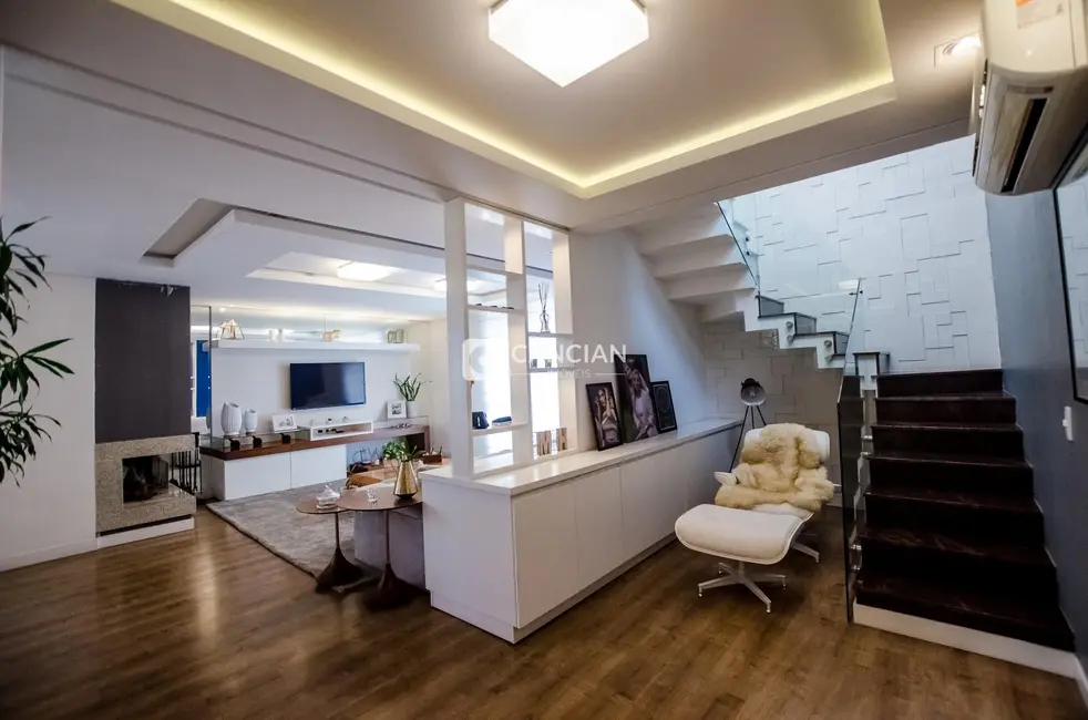 Cobertura com 4 quartos à venda, 366m2 em Nossa Senhora de Fátima, Santa Maria - RS - imagem 7 Foto 7 de Cobertura com 4 quartos à venda, 366m2 em Nossa Senhora de Fátima, Santa Maria - RS