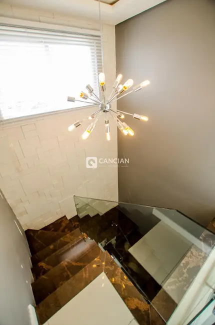 Cobertura com 4 quartos à venda, 366m2 em Nossa Senhora de Fátima, Santa Maria - RS - imagem 5 Foto 5 de Cobertura com 4 quartos à venda, 366m2 em Nossa Senhora de Fátima, Santa Maria - RS