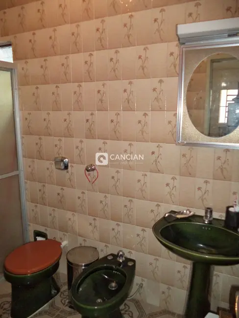 Casa com 2 quartos à venda, 450m2 em Urlândia, Santa Maria - RS - imagem 4 Foto 4 de Casa com 2 quartos à venda, 450m2 em Urlândia, Santa Maria - RS