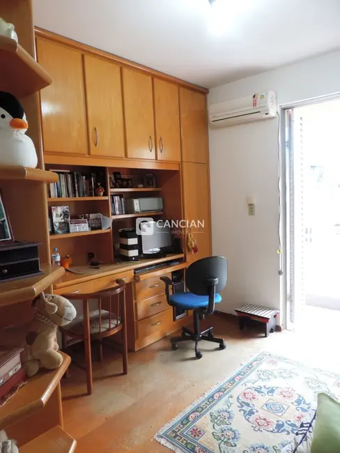 Foto 9 de Apartamento com 3 quartos à venda, 142m2 em Centro, Santa Maria - RS