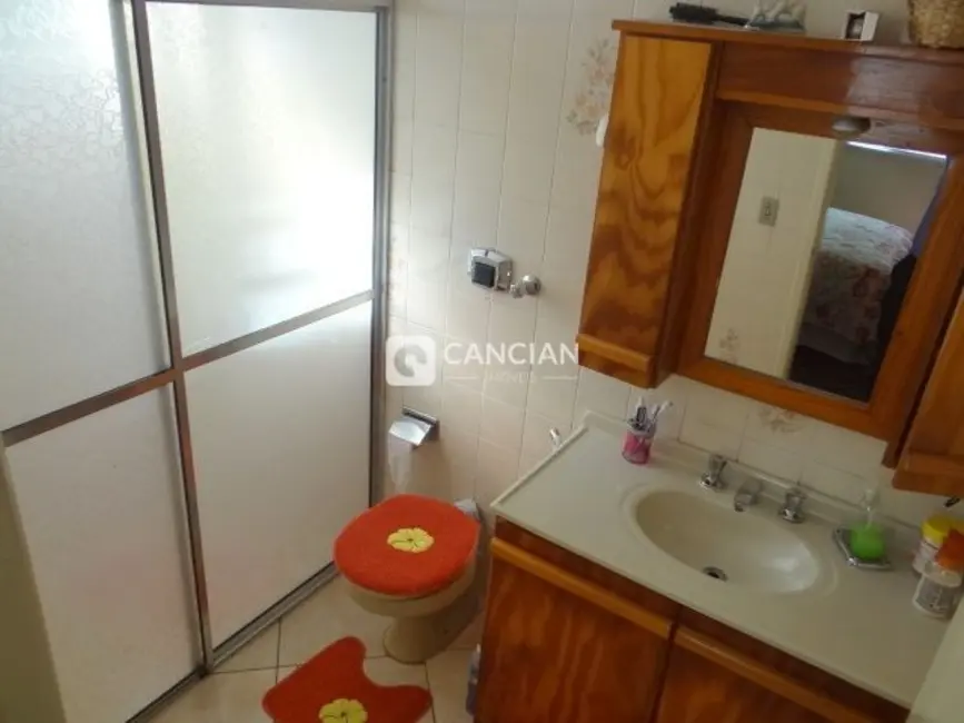 Foto 8 de Apartamento com 3 quartos à venda, 105m2 em Nossa Senhora Medianeira, Santa Maria - RS