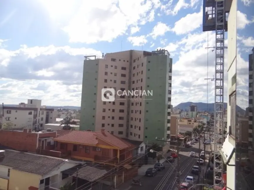 Foto 7 de Apartamento com 3 quartos à venda, 105m2 em Nossa Senhora Medianeira, Santa Maria - RS