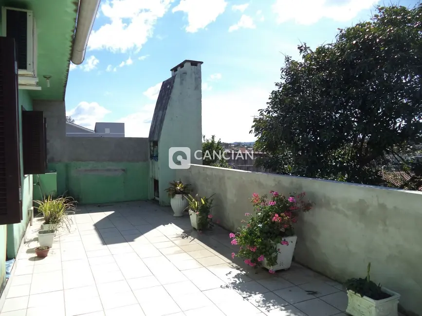 Casa com 3 quartos à venda, 339m2 em Pinheiro Machado, Santa Maria - RS - imagem 8 Foto 8 de Casa com 3 quartos à venda, 339m2 em Pinheiro Machado, Santa Maria - RS