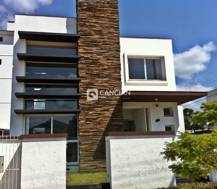 Foto 1 de Casa com 3 quartos à venda, 402m2 em Camobi, Santa Maria - RS