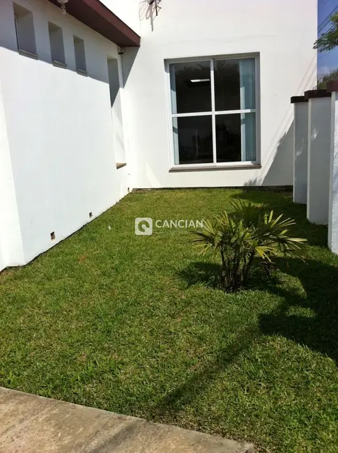 Casa com 3 quartos à venda, 402m2 em Camobi, Santa Maria - RS - imagem 3 Foto 3 de Casa com 3 quartos à venda, 402m2 em Camobi, Santa Maria - RS