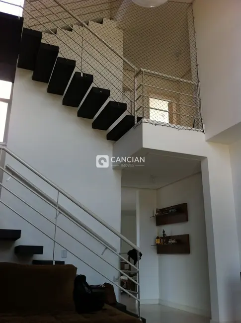 Casa com 3 quartos à venda, 402m2 em Camobi, Santa Maria - RS - imagem 6 Foto 6 de Casa com 3 quartos à venda, 402m2 em Camobi, Santa Maria - RS