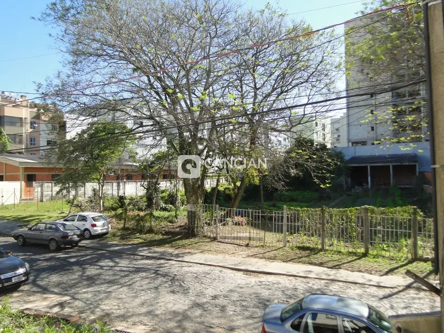 Foto 2 de Terreno / Lote à venda, 943m2 em Menino Jesus, Santa Maria - RS