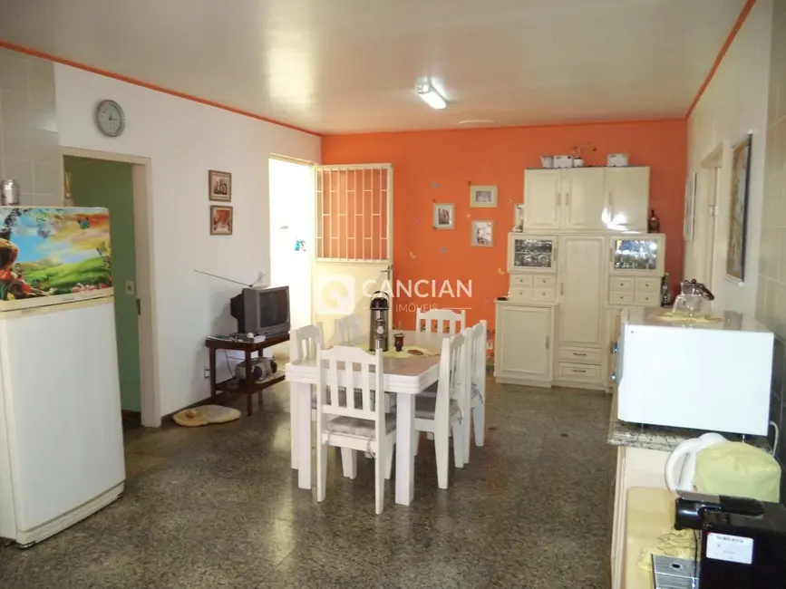 Foto 5 de Casa com 7 quartos à venda, 228m2 em Noal, Santa Maria - RS