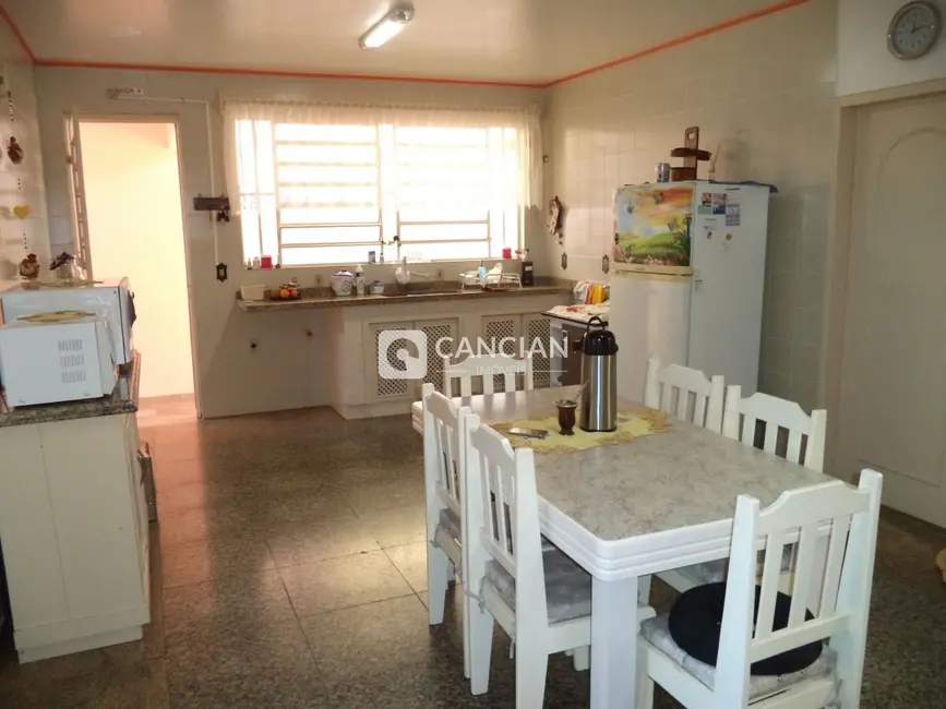 Foto 4 de Casa com 7 quartos à venda, 228m2 em Noal, Santa Maria - RS