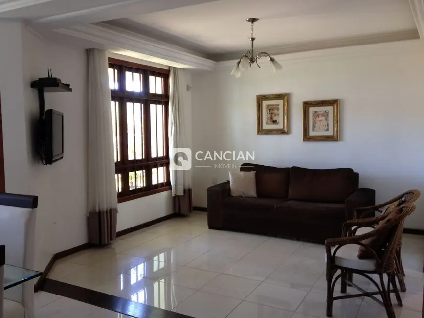 Casa com 4 quartos à venda, 290m2 em Camobi, Santa Maria - RS - imagem 4 Foto 4 de Casa com 4 quartos à venda, 290m2 em Camobi, Santa Maria - RS