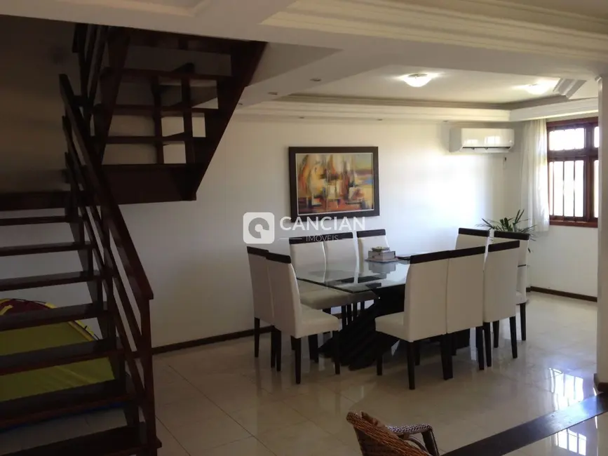 Foto 2 de Casa com 4 quartos à venda, 290m2 em Camobi, Santa Maria - RS