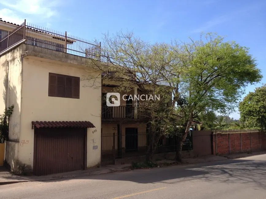 Casa com 3 quartos à venda, 480m2 em Camobi, Santa Maria - RS - imagem 3 Foto 3 de Casa com 3 quartos à venda, 480m2 em Camobi, Santa Maria - RS