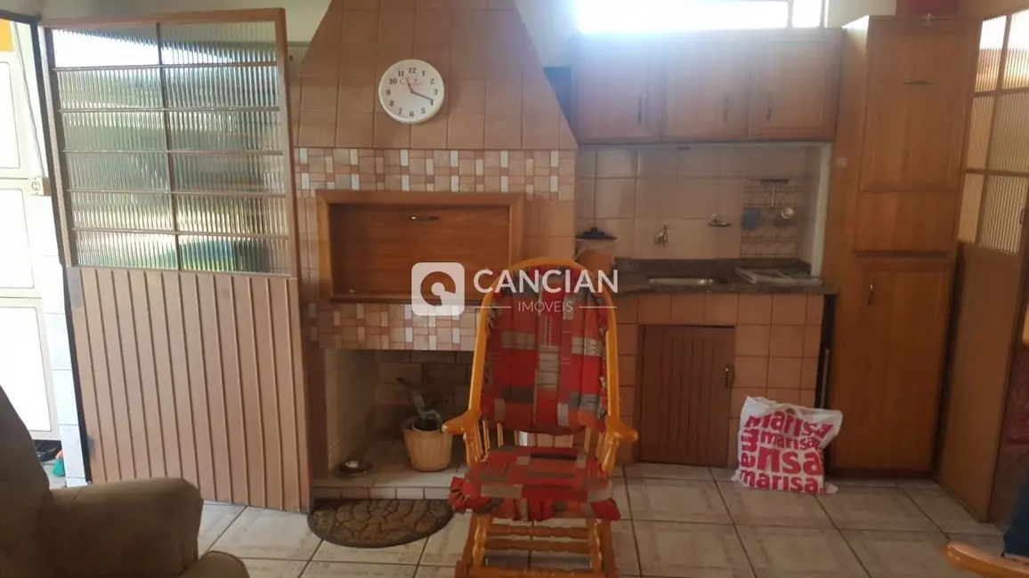 Casa com 3 quartos à venda, 77m2 em Juscelino Kubitschek, Santa Maria - RS - imagem 4 Foto 4 de Casa com 3 quartos à venda, 77m2 em Juscelino Kubitschek, Santa Maria - RS