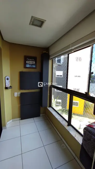 Foto 9 de Apartamento com 3 quartos à venda, 89m2 em Uglione, Santa Maria - RS