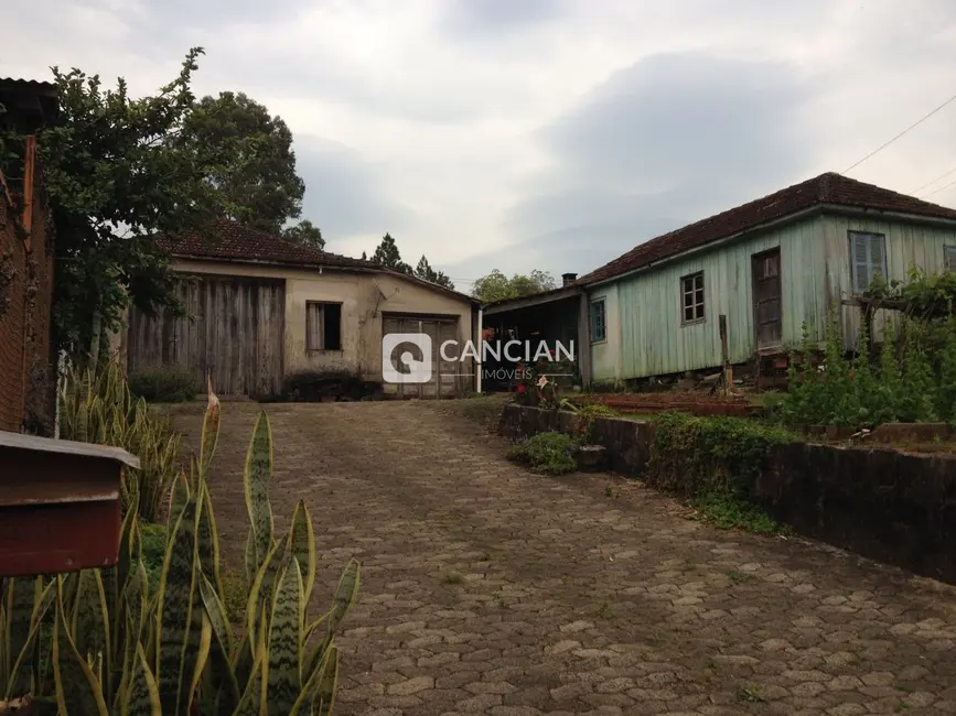 Foto 1 de Terreno / Lote à venda, 320m2 em Camobi, Santa Maria - RS