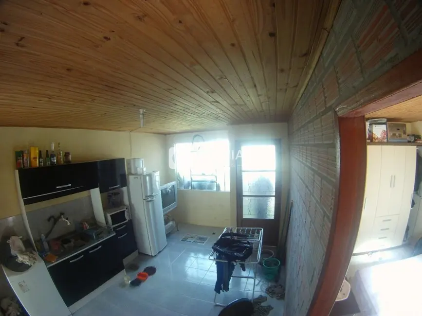 Casa com 3 quartos à venda, 84m2 em Camobi, Santa Maria - RS - imagem 9 Foto 9 de Casa com 3 quartos à venda, 84m2 em Camobi, Santa Maria - RS