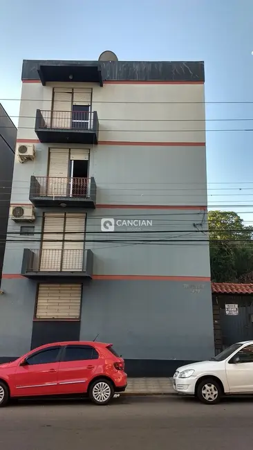 Foto 2 de Apartamento com 2 quartos à venda, 65m2 em Centro, Santa Maria - RS