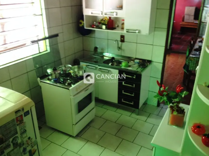 Casa com 3 quartos à venda, 135m2 em São José, Santa Maria - RS - imagem 6 Foto 6 de Casa com 3 quartos à venda, 135m2 em São José, Santa Maria - RS