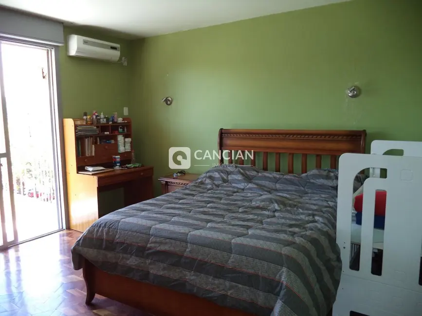 Foto 8 de Apartamento com 3 quartos à venda, 144m2 em Presidente João Goulart, Santa Maria - RS