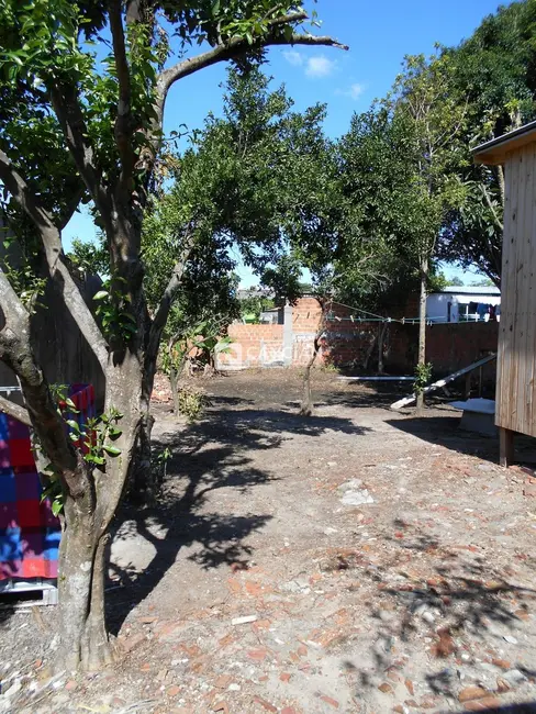 Foto 3 de Terreno / Lote à venda, 400m2 em Camobi, Santa Maria - RS