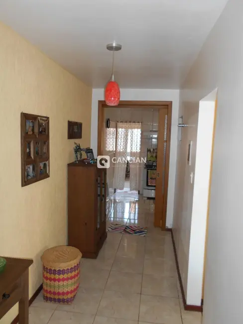 Casa com 3 quartos à venda, 129m2 em Camobi, Santa Maria - RS - imagem 8 Foto 8 de Casa com 3 quartos à venda, 129m2 em Camobi, Santa Maria - RS