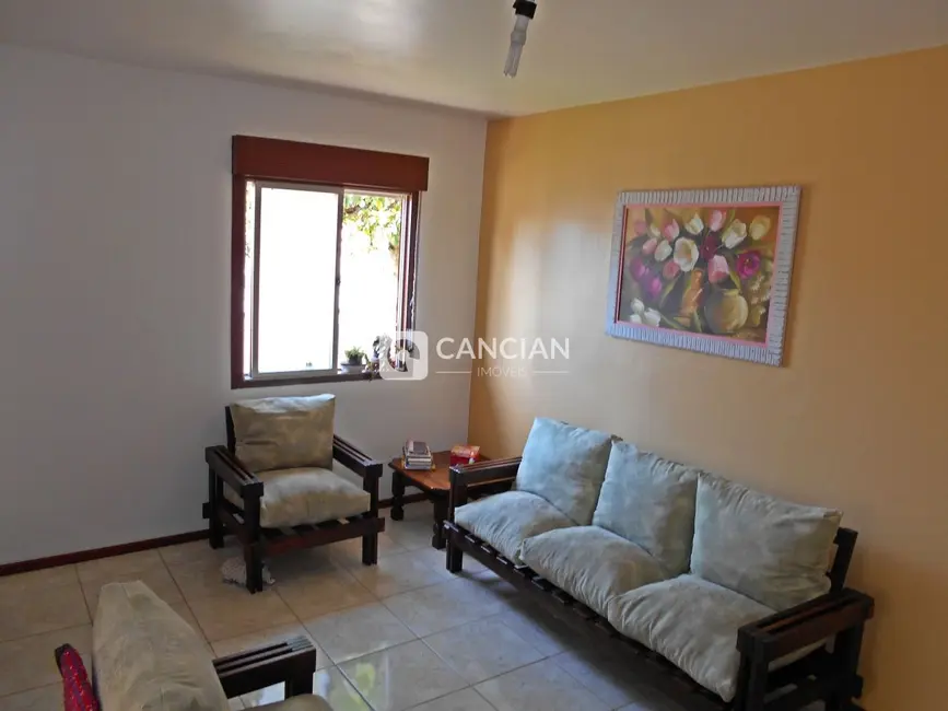 Casa com 3 quartos à venda, 129m2 em Camobi, Santa Maria - RS - imagem 4 Foto 4 de Casa com 3 quartos à venda, 129m2 em Camobi, Santa Maria - RS