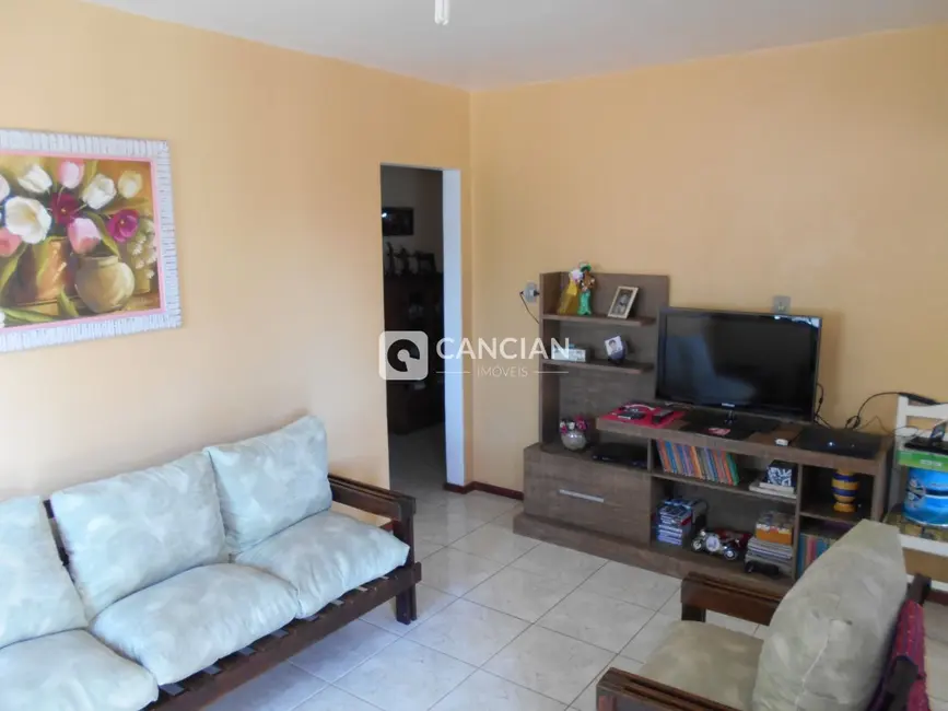 Casa com 3 quartos à venda, 129m2 em Camobi, Santa Maria - RS - imagem 3 Foto 3 de Casa com 3 quartos à venda, 129m2 em Camobi, Santa Maria - RS