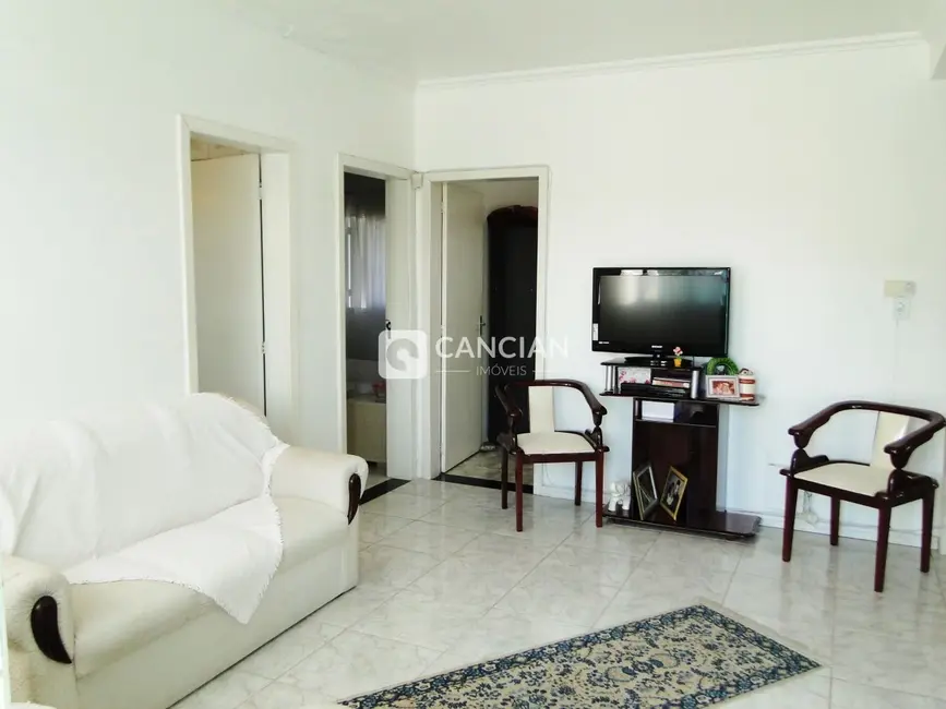 Foto 3 de Sobrado com 4 quartos à venda, 230m2 em Divina Providência, Santa Maria - RS