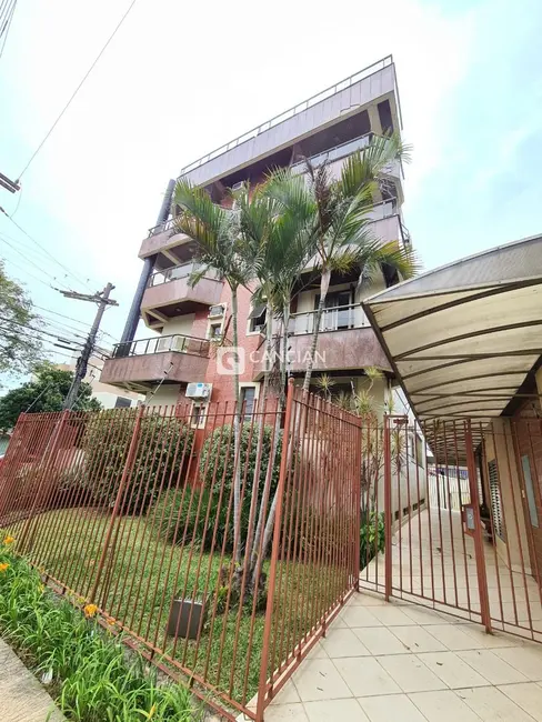 Foto 1 de Cobertura com 4 quartos à venda, 266m2 em Nossa Senhora de Lourdes, Santa Maria - RS