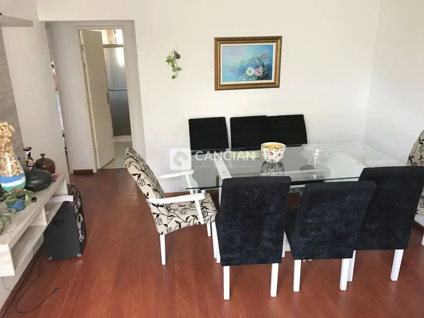 Foto 3 de Apartamento com 2 quartos à venda, 67m2 em Nossa Senhora de Fátima, Santa Maria - RS