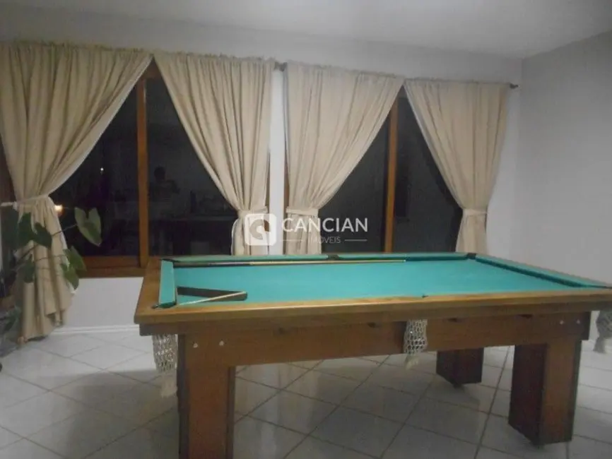 Casa com 4 quartos à venda, 354m2 em Camobi, Santa Maria - RS - imagem 4 Foto 4 de Casa com 4 quartos à venda, 354m2 em Camobi, Santa Maria - RS